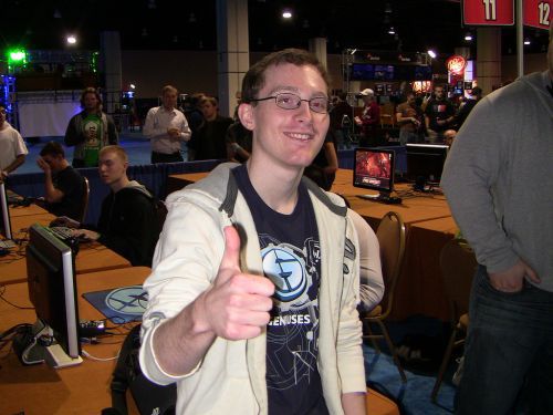 Idra, редкий БМ и психопат :) Idra, редкий БМ и психопат :)