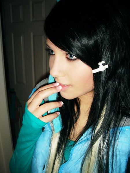 HotEmoGirl 69 HotEmoGirl 69